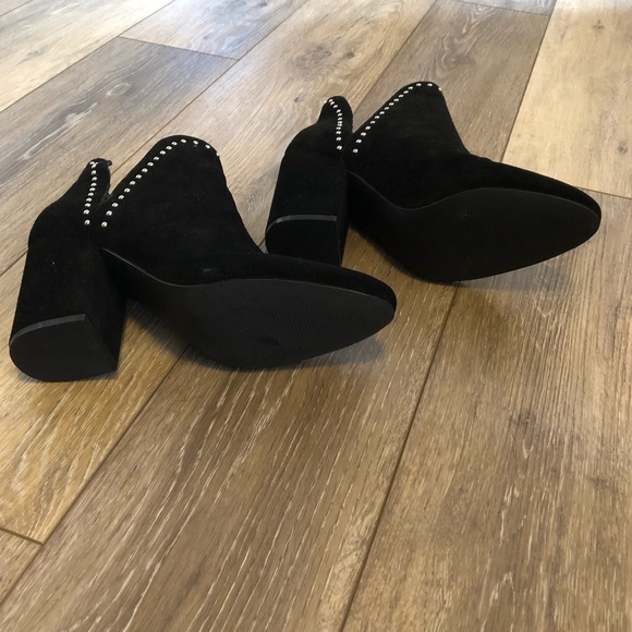 Never Worn Steve Madden black suede booties - Picture 3 of 4